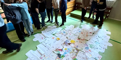 Powiększ grafikę: miedzynarodowy-dzien-swiadomosci-autyzmu-612683.jpg