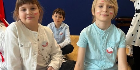 Powiększ grafikę: swieto-niepodleglosci-w-naszej-szkole-655171.jpg