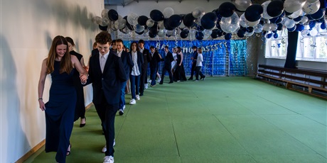 Powiększ grafikę: zakonczenie-8-klas-631626.jpg