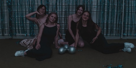 Powiększ grafikę: zakonczenie-8-klas-631641.jpg